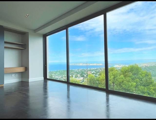 7 BEDROOM HOUSE FOR SALE IN CUTTY SARK